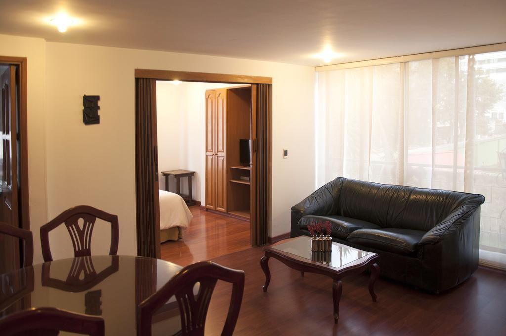 Apartaestudios Los Andes 보고타 객실 사진